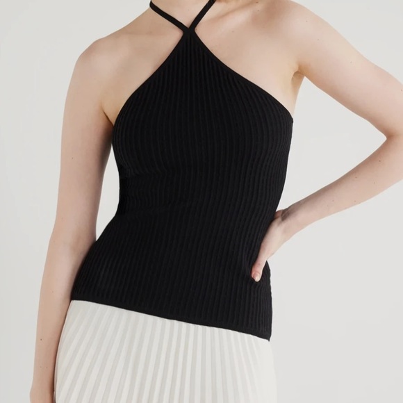 Black Ribbed Halter Top - Picture 4 of 9